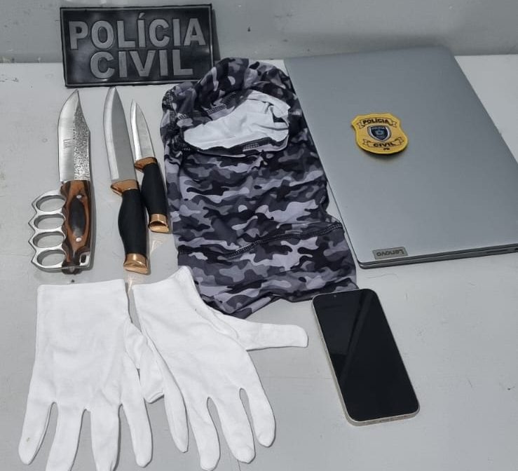 mulher-que-planejava-matar-pais,-avos-e-atacar-escola-e-presa-pela-policia,-na-pb