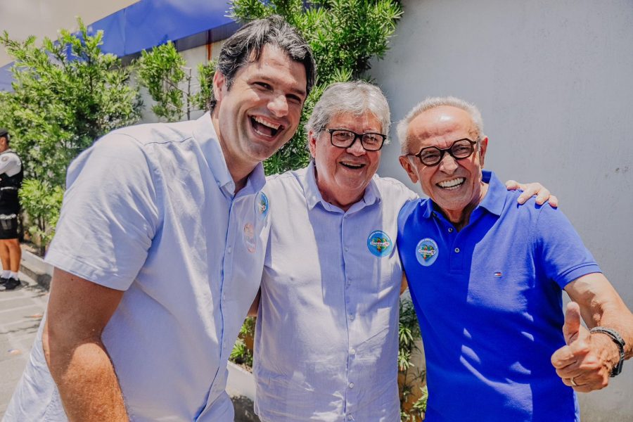 eleicoes-2026:-leo-bezerra-reafirma-lealdade-a-cicero-lucena-e-joao-azevedo