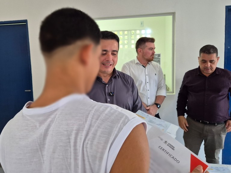 fundac-certifica-socioeducandos-concluintes-de-cursos-profissionalizantes