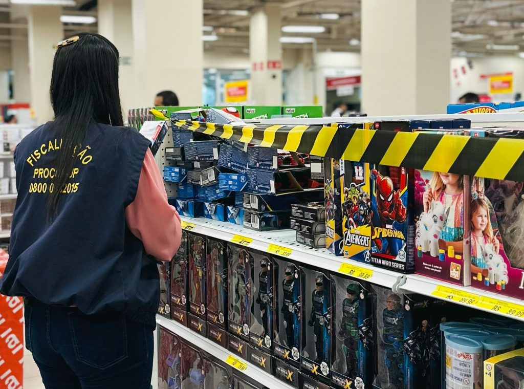 dia-das-criancas:-operacao-apreende-440-brinquedos-irregulares-em-joao-pessoa