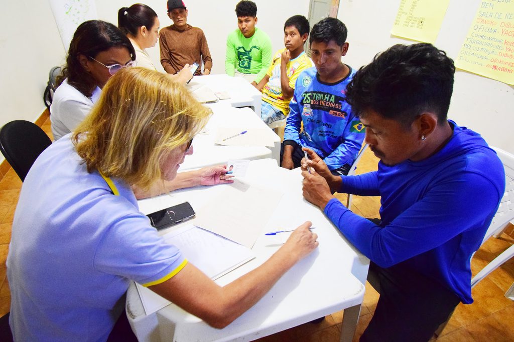 governo-da-pb-firma-parceria-com-empresa-para-insercao-de-indigenas-waraos 
