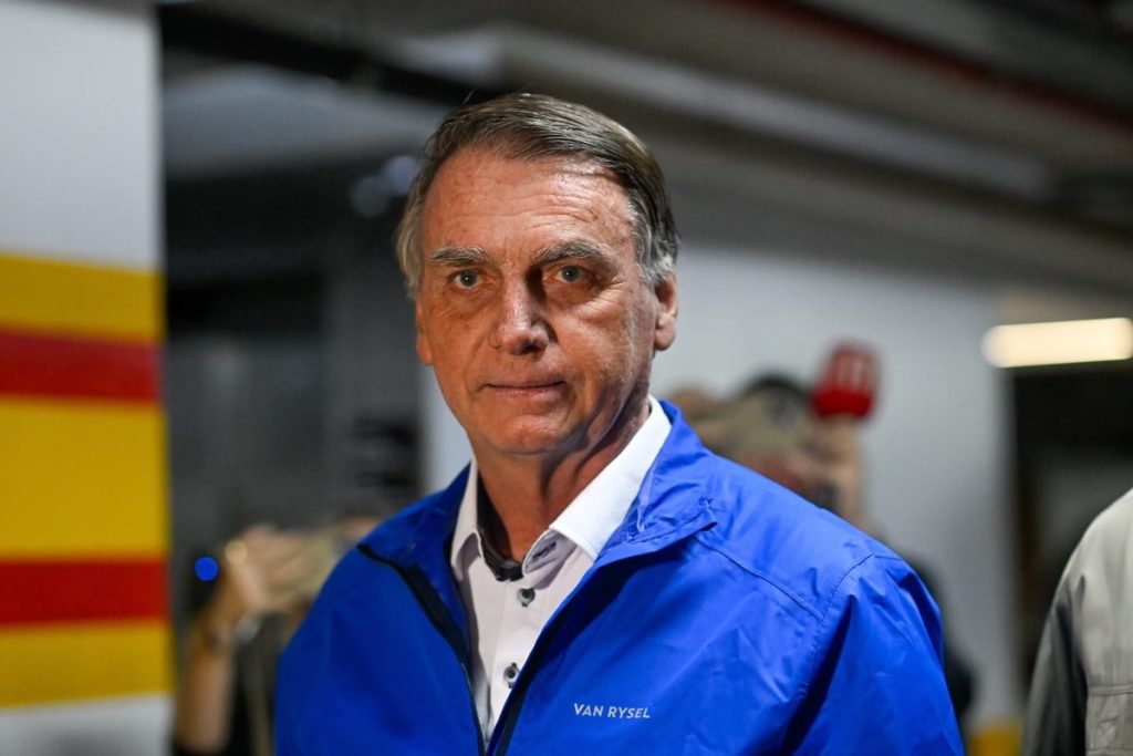 bolsonaro-tem-alta-de-hospital,-mas-recebe-diagnostico-de-cancer-de-pele