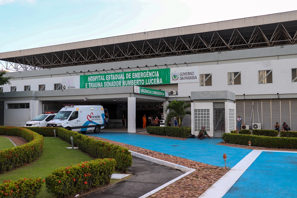 motociclista-morre-e-passageiro-fica-ferido-em-acidente,-em-joao-pessoa