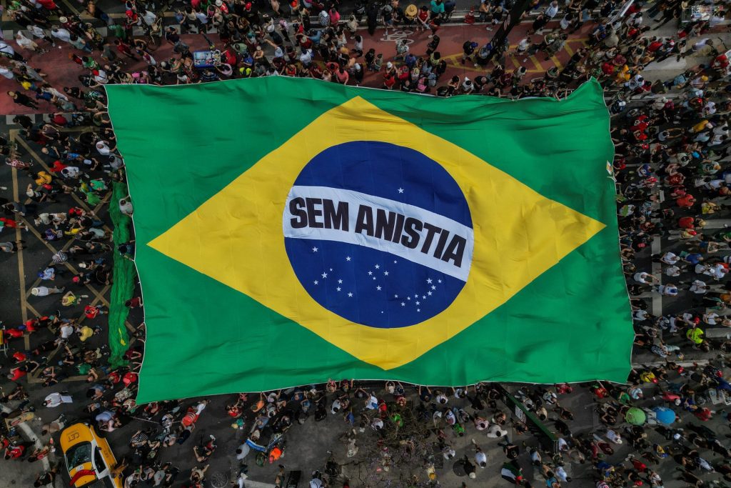 analise:-sem-impunidade-para-a-bandidagem;-sem-anistia!