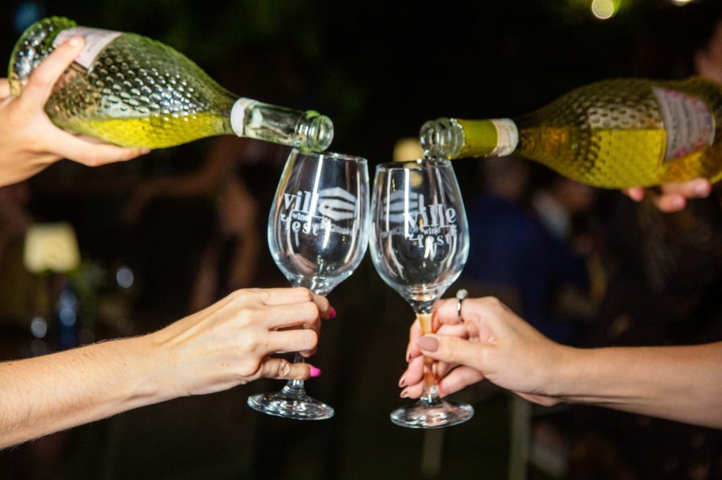 ville-wine-fest-celebra-vinhos-selecionados-em-experiencia-assinada-por-manu-vilhena