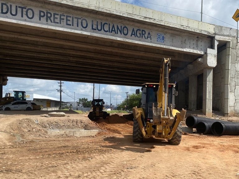 der-interdita-ruas-e-organiza-trafego-para-obras-em-torno-do-viaduto-de-agua-fria
