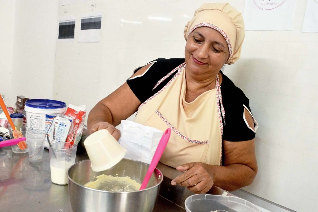 jp-abre-inscricoes-gratuitas-para-curso-de-producao-de-doces-para-festas;-saiba-mais