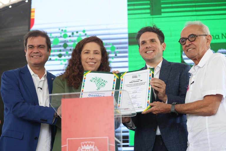 joao-pessoa-fortalece-parceria-com-governo-federal-e-adere-ao-programa-nacional-de-gestao-e-inovacao