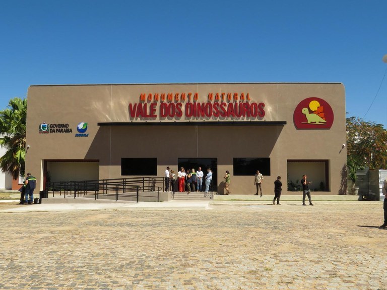 vale-dos-dinossauros-tem-programacao-especial-na-semana-da-crianca