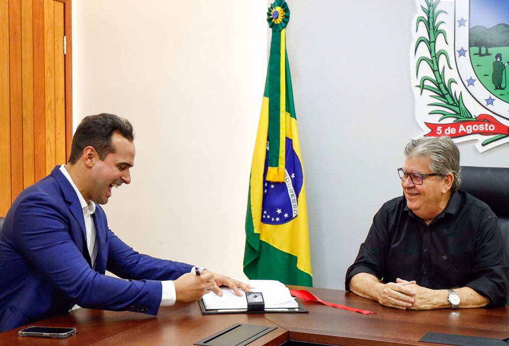joao-azevedo-vai-se-afastar-e-lucas-ribeiro-assumira-governo-da-paraiba