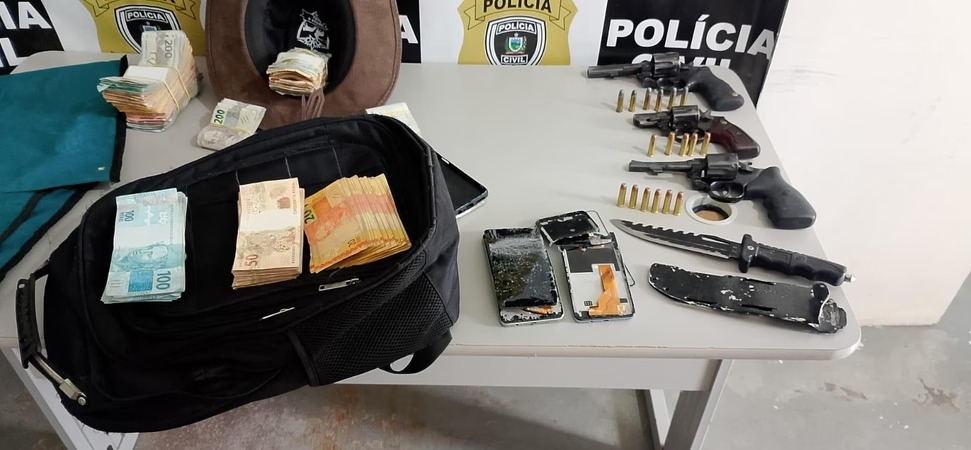 policia-militar-frustra-tentativa-de-assalto-a-banco-e-liberta-refem,-na-pb