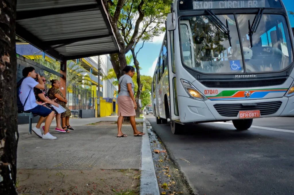 motoristas-de-onibus-paralisam-atividades-em-joao-pessoa