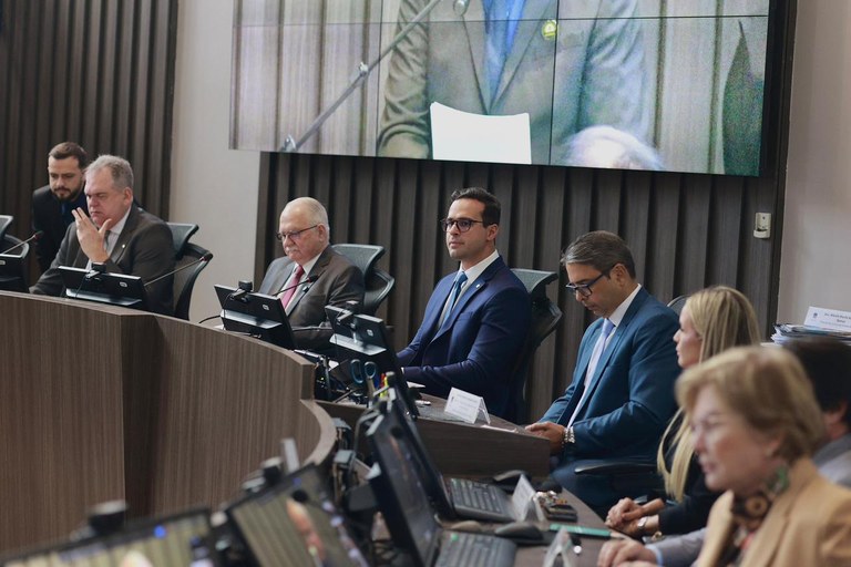 lucas-e-fachin-participam-de-lancamento-de-acoes-para-sistema-prisional,-em-jp