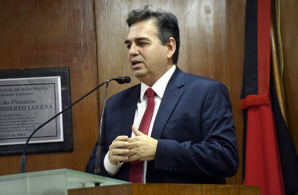 video:-fabio-carneiro-repudia-ataques-de-veneziano-a-milanez-e-convida-vereador-para-o-solidariedade