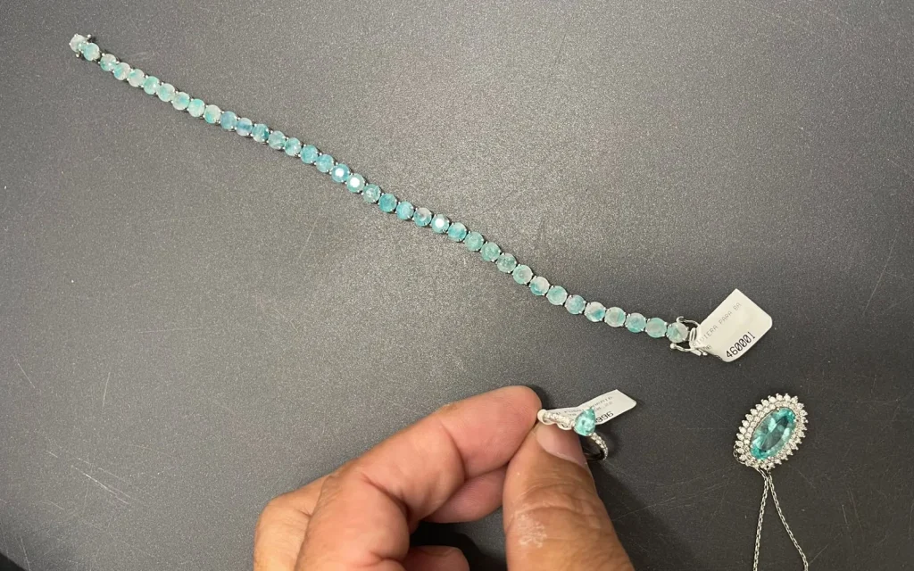 pf-prende-homem-com-meio-milhao-em-turmalinas-ilegais-no-aeroporto-de-campina-grande