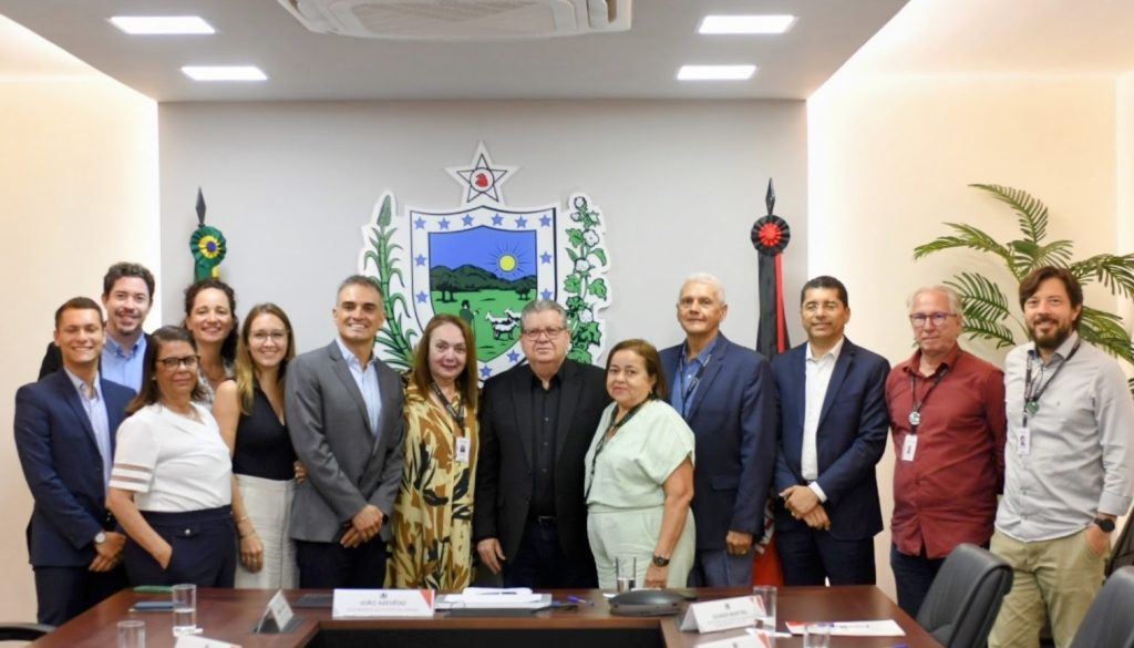 joao-azevedo-se-reune-com-missao-do-banco-mundial-e-destaca-beneficios-do-pb-rural-sustentavel
