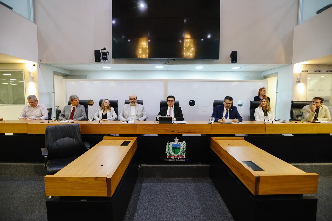 alpb-debate-causas-e-tratamentos-para-dermatite-atopica-durante-audiencia-publica