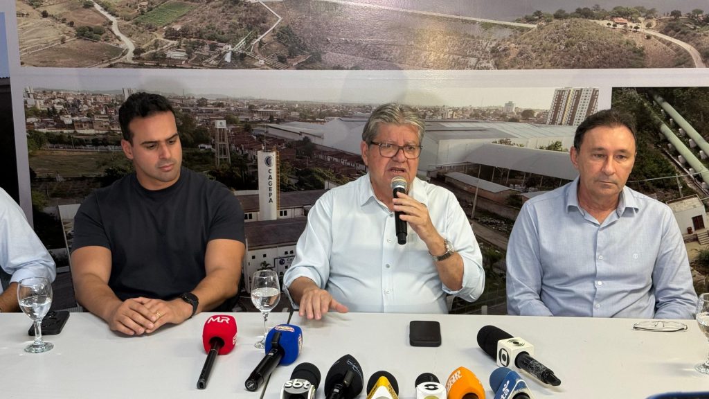 joao-azevedo-garante-indenizacao-total-do-governo-do-estado-as-vitimas-do-incidente-da-cagepa,-em-cg