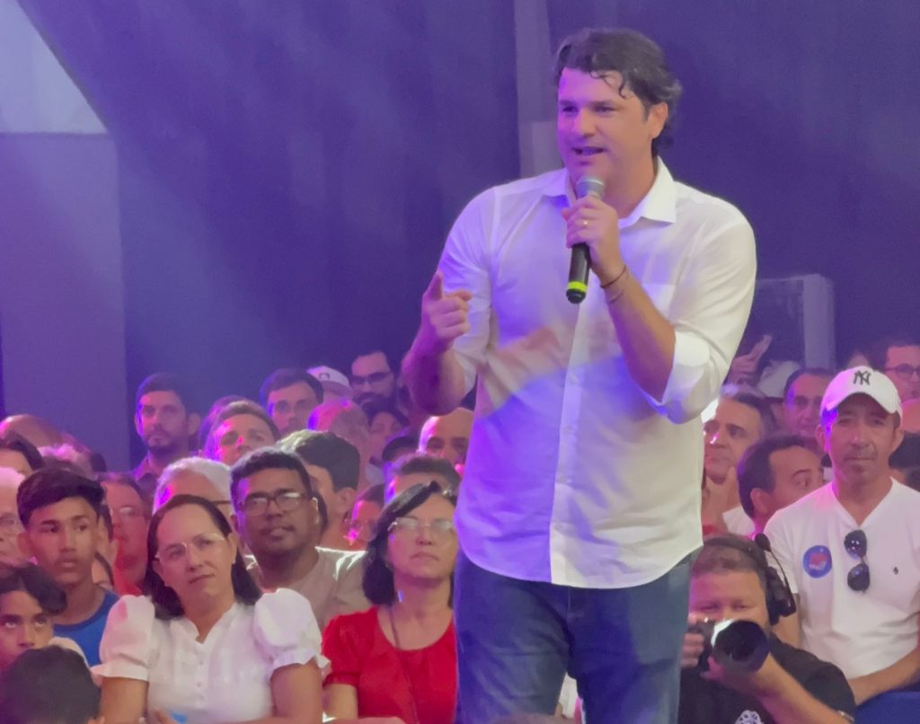 leo-bezerra-reafirma-lealdade-a-cicero-e-joao-durante-filiacao-do-prefeito ao mdb
