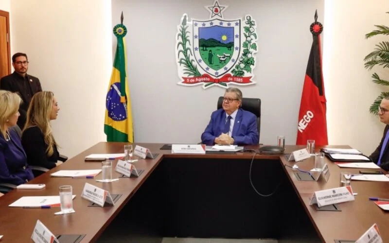 joao-firma-acordo-para-receber-r$-2,3-bilhoes-do-fundef;-60%-serao-destinados-a-professores