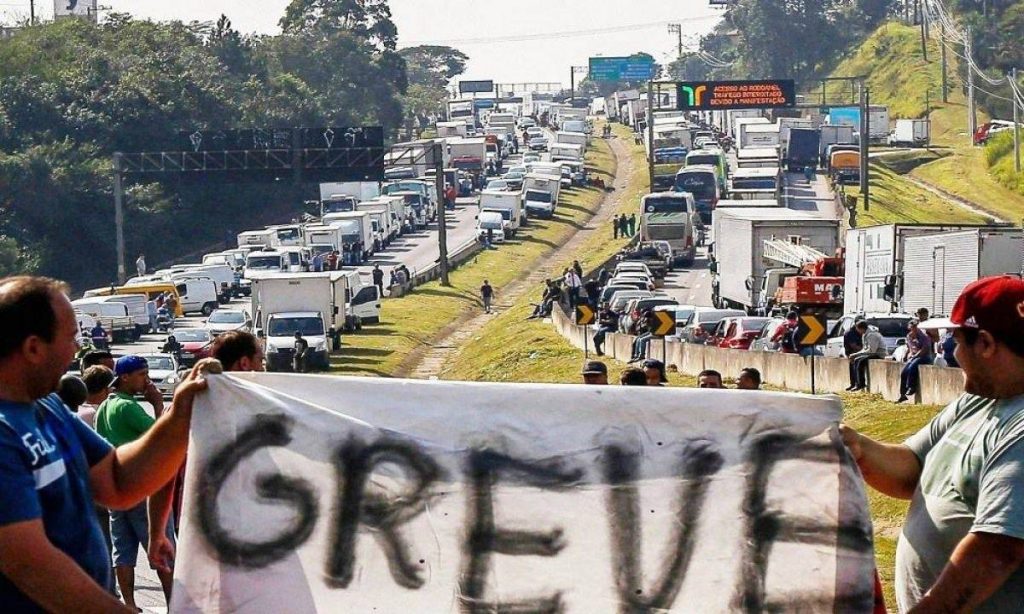 sindicato-na-paraiba-nega-adesao-a-greve-nacional-dos-caminhoneiros