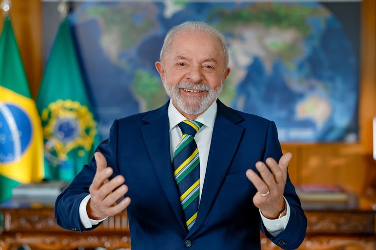 datafolha:-lula-venceria-flavio-e-outros-cinco-bolsonaristas-no-2o-turno