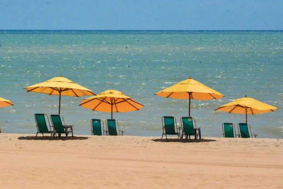 praia-de-jp-tem-dois-trechos-improprios-para-banho-de-mar;-confira