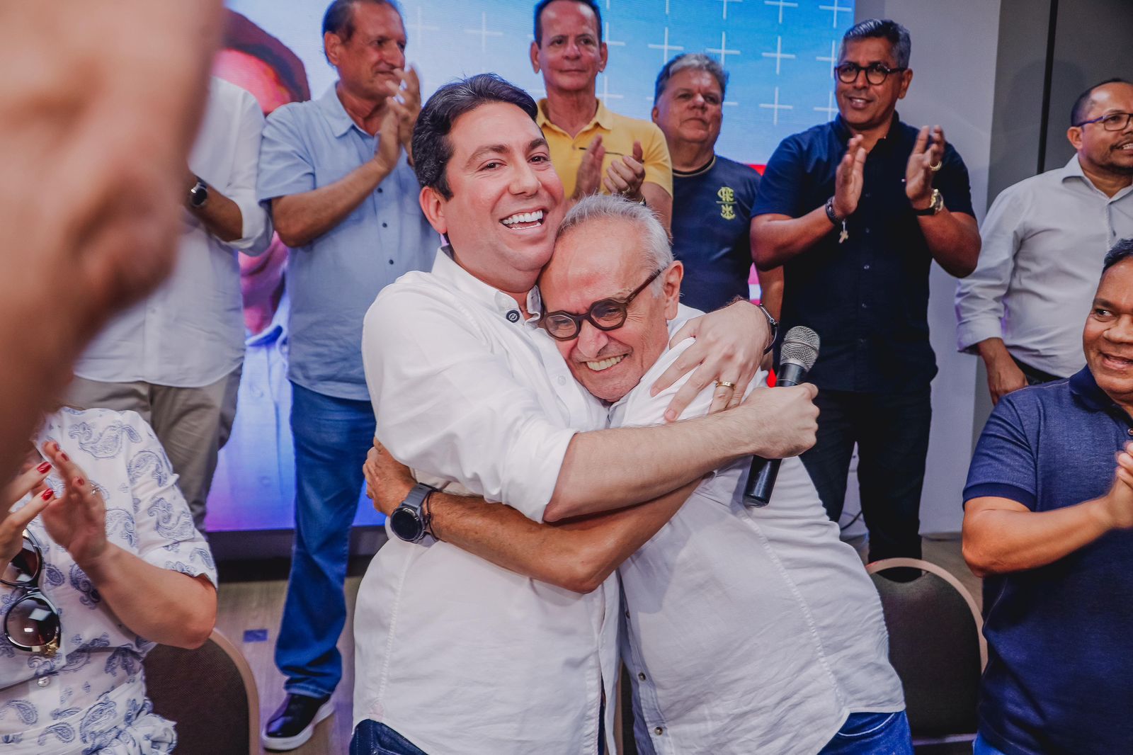 felipe-leitao-anuncia-apoio-a-pre-candidatura-de-cicero-lucena-ao-governo