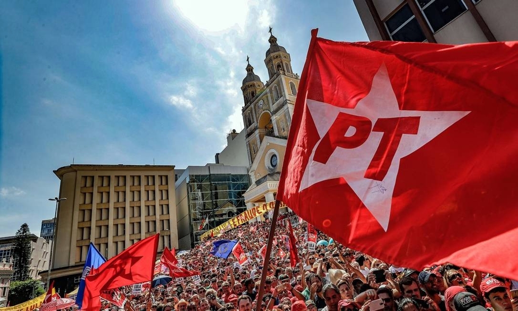 datafolha:-pl-cresce,-mas-pt-segue-como-partido-mais-preferido-do-brasil
