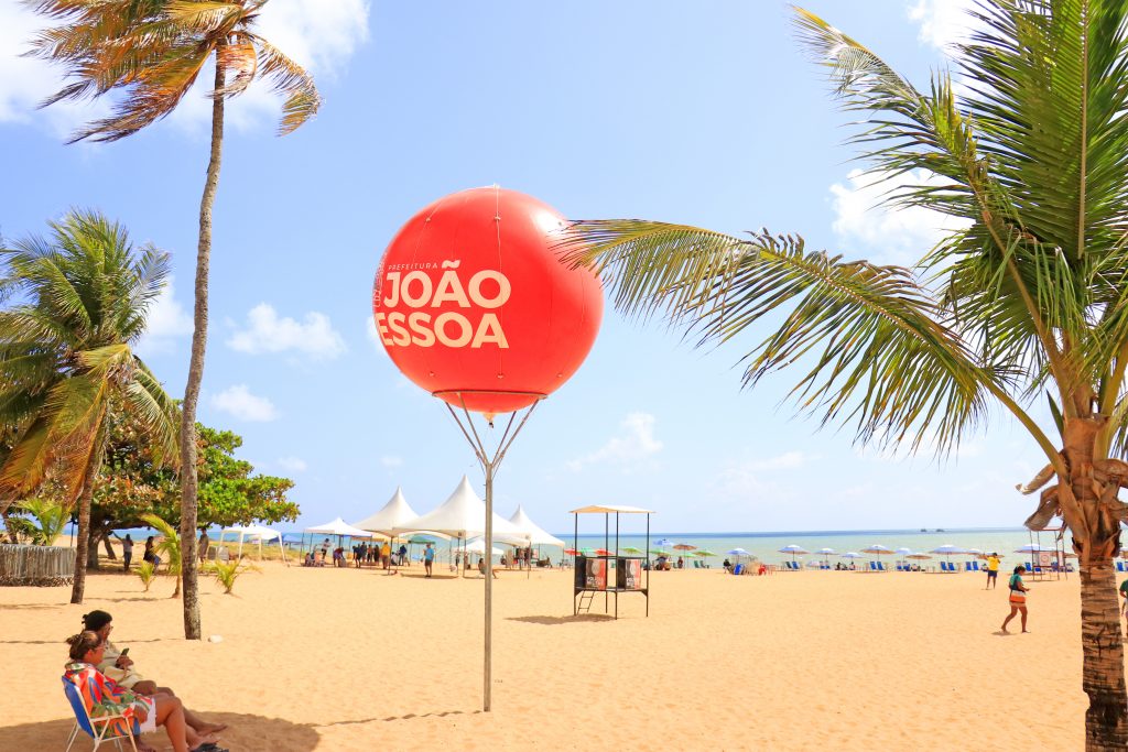acoes-contra-abusos-no-aluguel-de-cadeiras-e-guarda-sois-sao-reforcadas-na-orla-de-jp