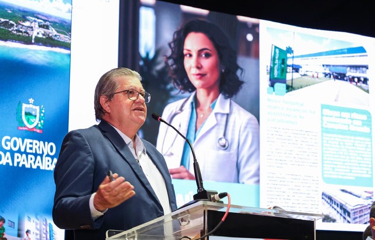 joao-azevedo-apresenta-acoes-do-governo-em-2025-e-celebra-resultados