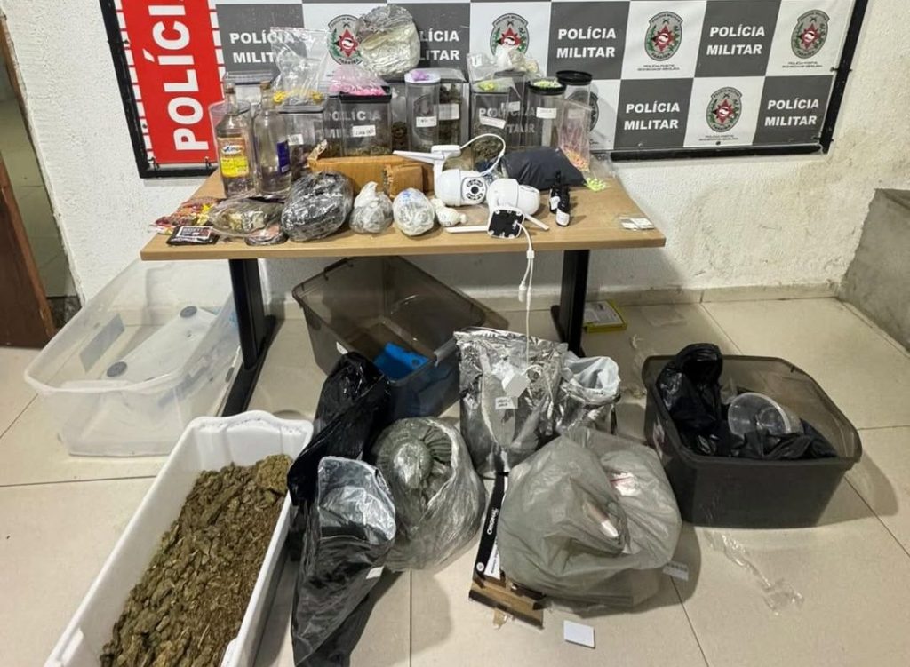 suspeito-de-sequestrar-coronel-do-exercito-e-preso-e-leva-pm-a-deposito-de-drogas-em-joao-pessoa