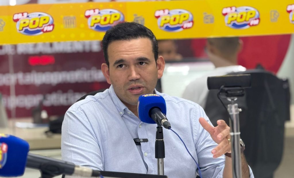 dr.-jhony-acusa-gestao-de-bruno-cunha-lima-de-atrasar-salarios-em-cg