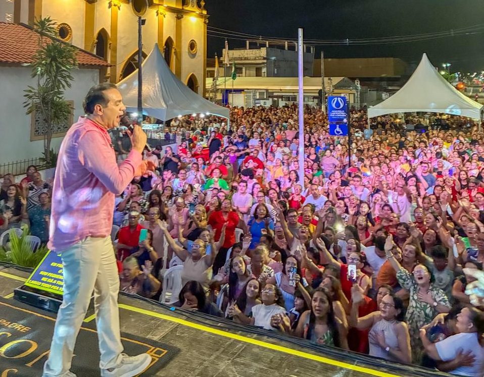 multidao-lota-show-de-padre-nilson-nunes-na-festa-do-padroeiro-de-sao-sebastiao,-em-bayeux