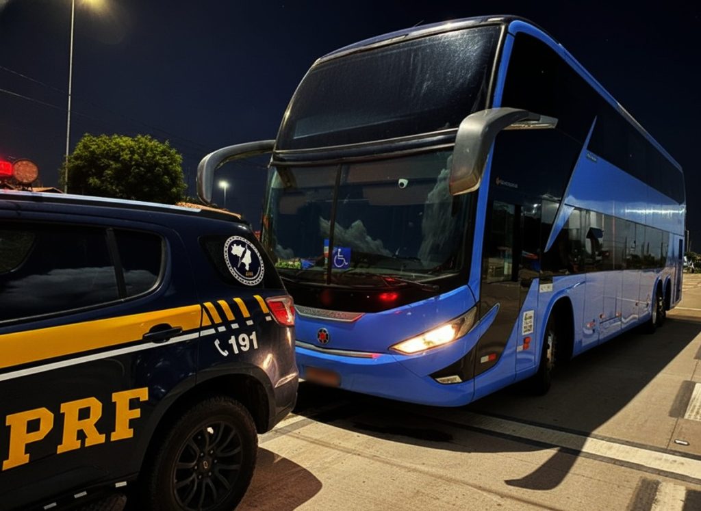 pai-e-filho-sao-presos-por-importunacao-sexual-em-onibus-interestadual,-na-pb