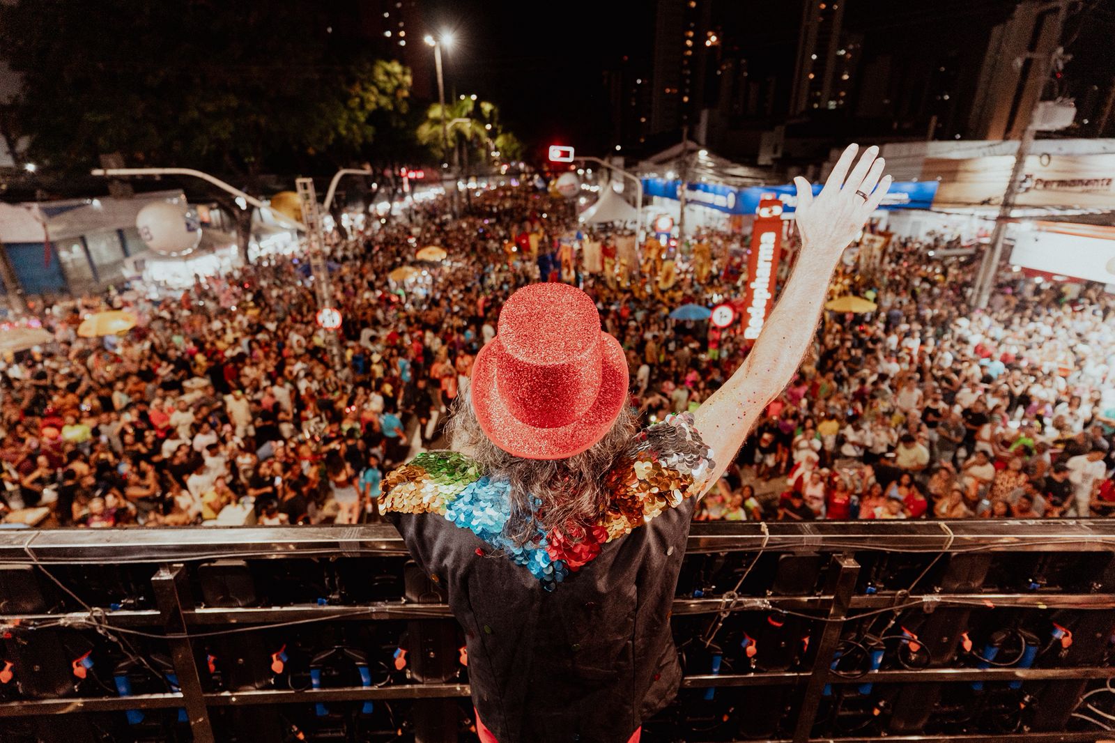 defesa-civil-alerta-para-chuvas-intensas-no-dia-do-bloco-muricocas-do-miramar