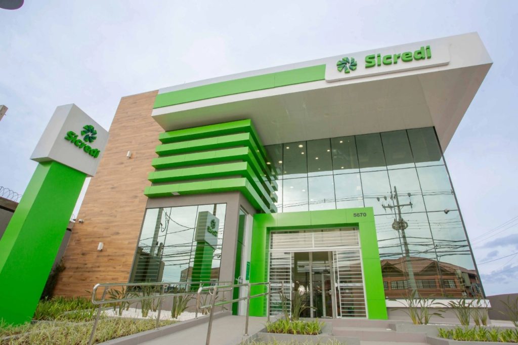 cooperativa-de-credito-sicredi-chega-a-10-milhoes-de-associados
