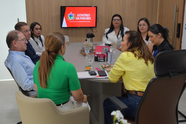 governo-da-paraiba-renova-pactuacao-para-atender-pessoas-com-autismo-no-brejo