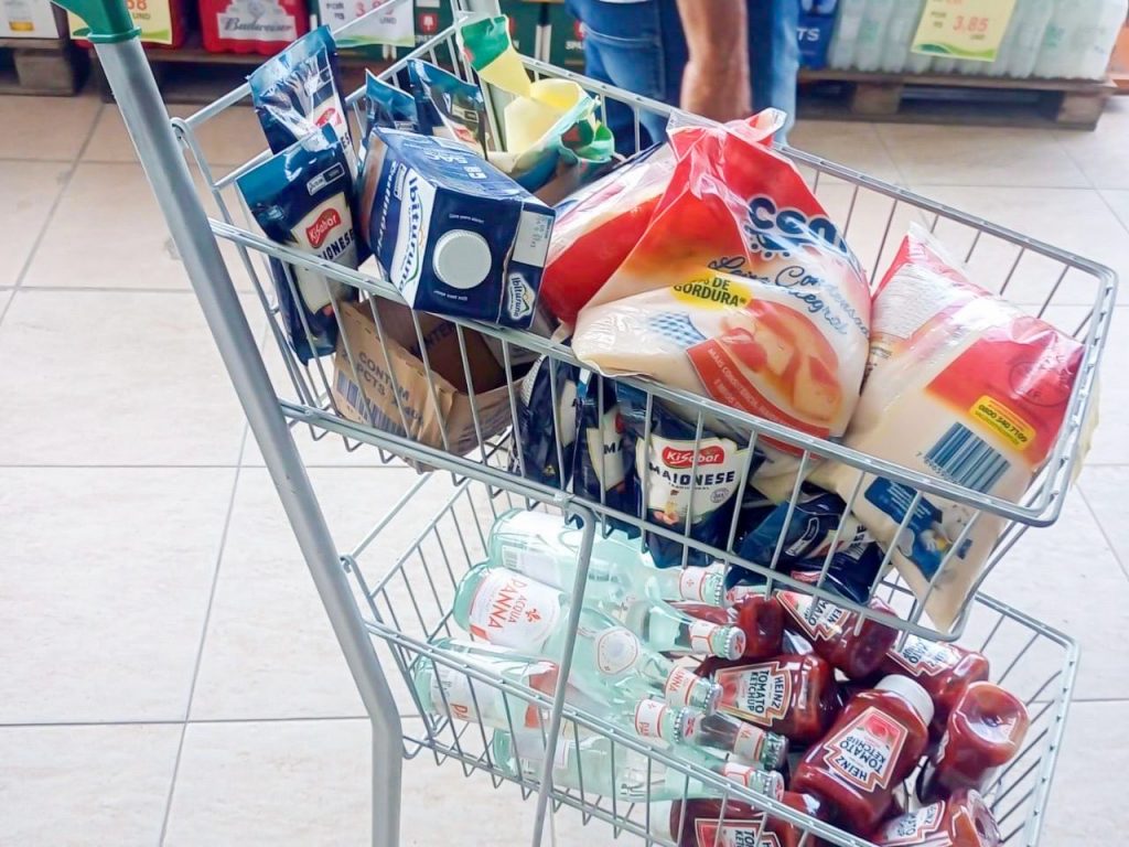 fiscalizacao-apreende-produtos-improprios-em-supermercado-de-joao-pessoa