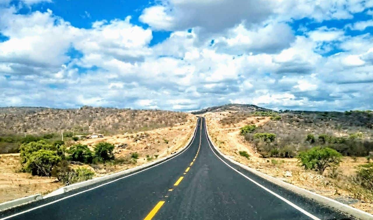 joao-azevedo-anuncia-pacote-de-r$-726-milhoes-para-estradas-e-seguranca-hidrica