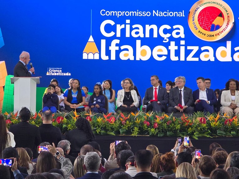 alfabetizacao:-paraiba-supera-media-nacional-e-conquista-3o-lugar-no-nordeste