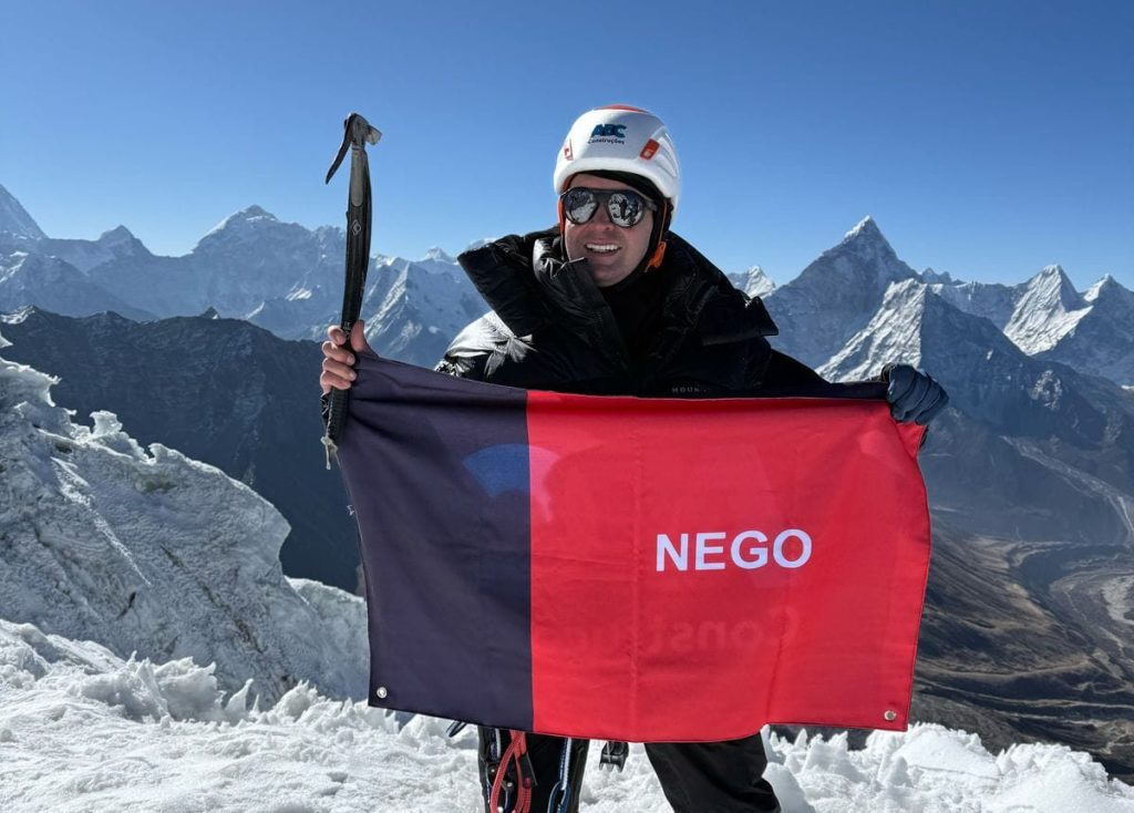 empresario-paraibano-anuncia-nova-tentativa-de-escalar-o-everest-em-2026