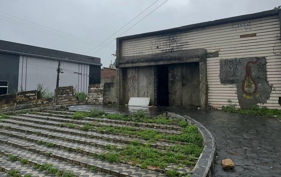 prefeitura-de-bayeux-notifica-donos-de-predio-do-antigo-hospital-sao-domingos-por-abandono