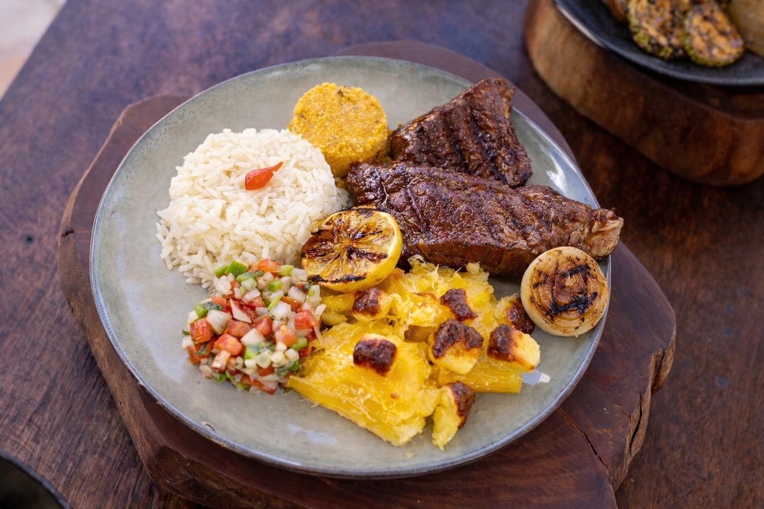 alupast’s-leva-experiencia-do-buffet-para-almoco-executivo-por-delivery-em-joao-pessoa