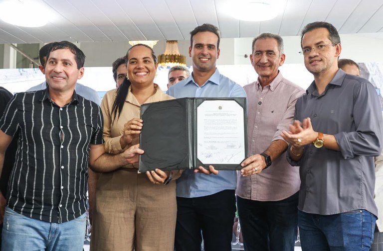 lucas-ribeiro-e-ministro-waldez-goes-autorizam-lote-3-do-canal-acaua-aracagi