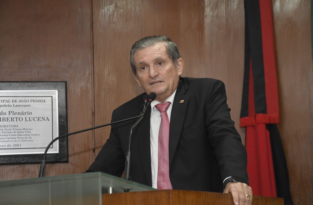 ouca:-odon-bezerra-admite-desejo-de-votar-em-joao-para-o-senado-e-diz-que-luta-“por-pacificacao-na-familia”