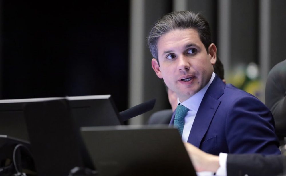 repercussao-nacional-destaca-fortalecimento-de-hugo-motta-na-camara