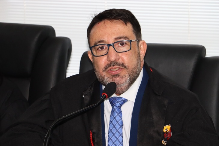 guilherme-lemos-e-eleito-por-aclamacao-para-o-cargo-de-corregedor-geral-do-mppb