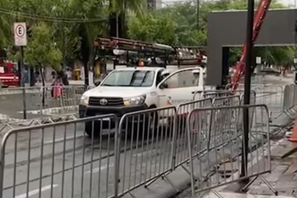 video:-homens-morrem-eletrocutados-durante-evento-de-corrida,-em-guarabira