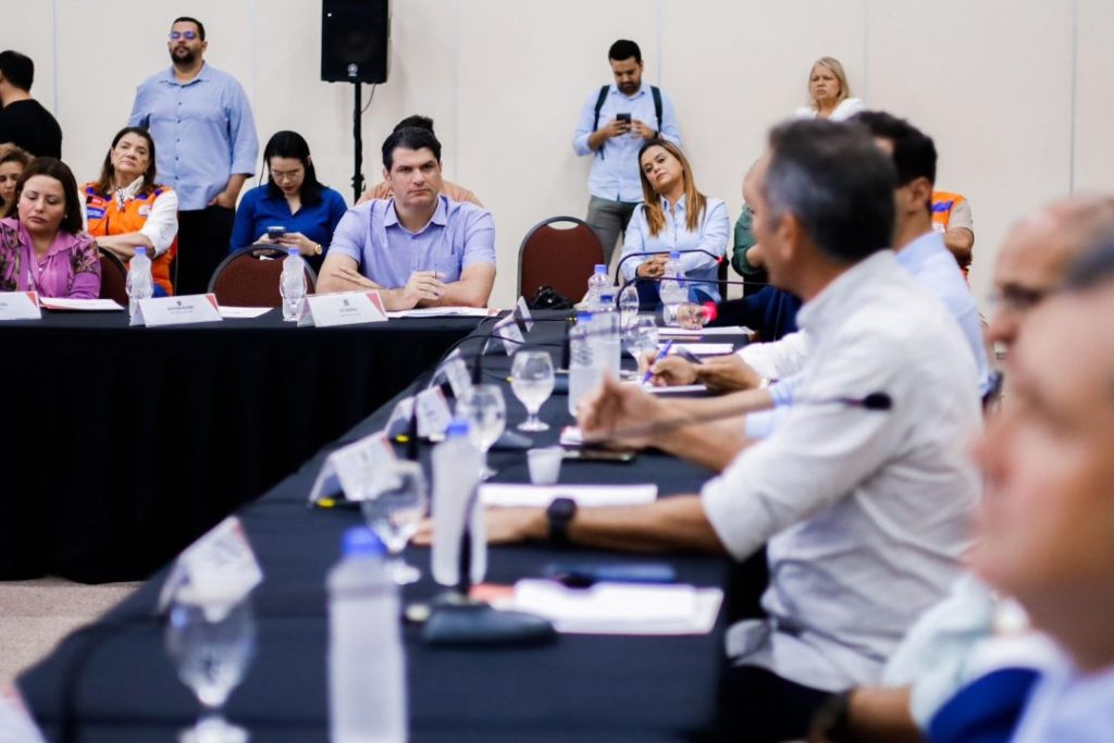 leo-bezerra-pede-recursos-federais-para-resposta-as-chuvas-em-joao-pessoa